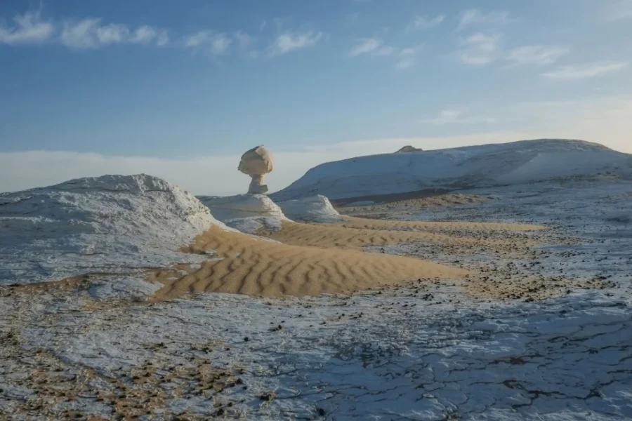 White & Black Desert Tour – 3 Days / 2 Nights